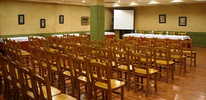 Nuevo Zenit Calahorra Hotel ภายนอก รูปภาพ